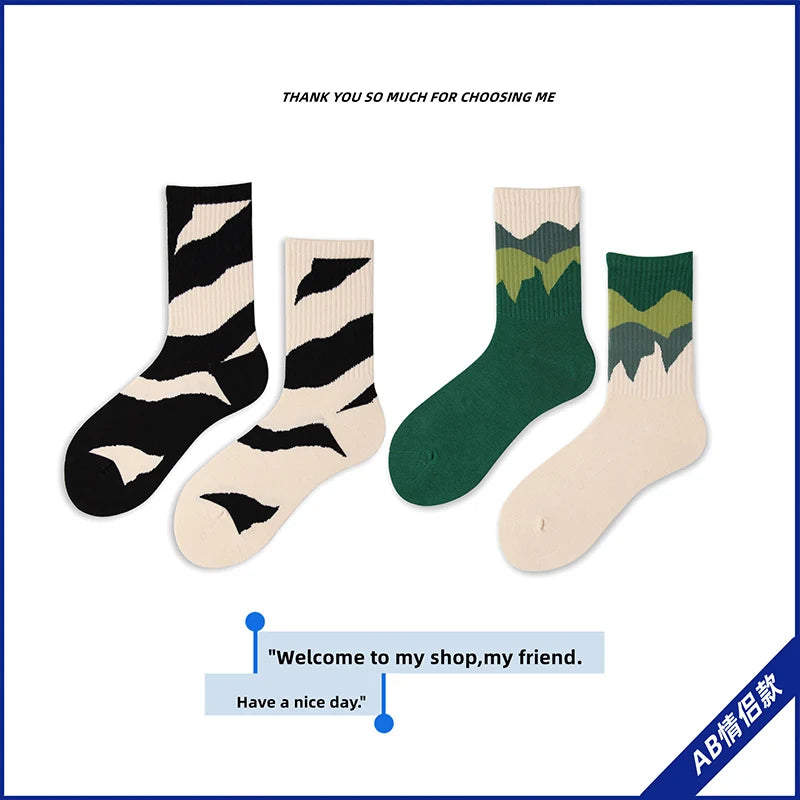Fashion A/B Style Men Socks Asymmetrical Pattern Street Hip Hop Skateboard Man Cotton Sock