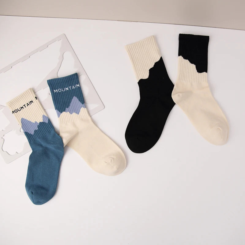 Fashion A/B Style Men Socks Asymmetrical Pattern Street Hip Hop Skateboard Man Cotton Sock